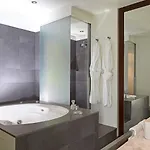 Sixtytwo Hotel