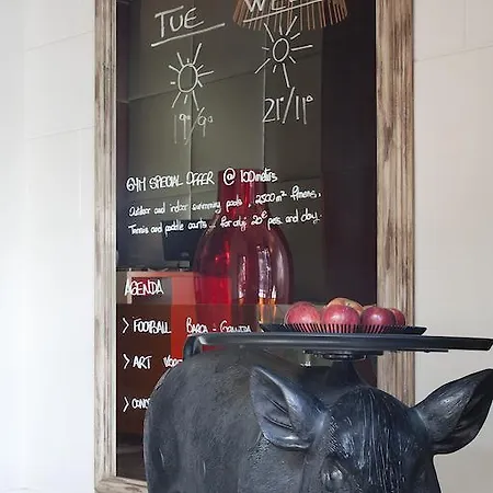 六十二号酒店 酒店