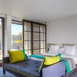 Sixtytwo Hotel