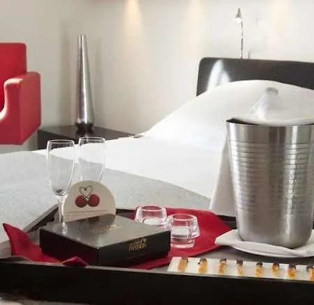 Hotel Sixtytwo 4*