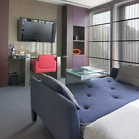 Sixtytwo Hotel 4*