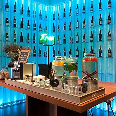 Hotel Sixtytwo 4*