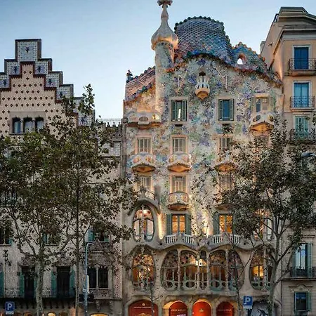 Sixtytwo Hotel 4*