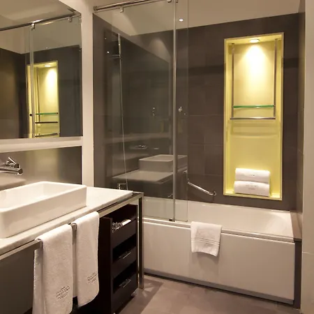 シックスティツー 4* バルセロナ