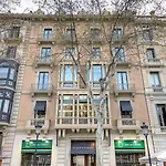 سيكستي تو 4* برشلونة